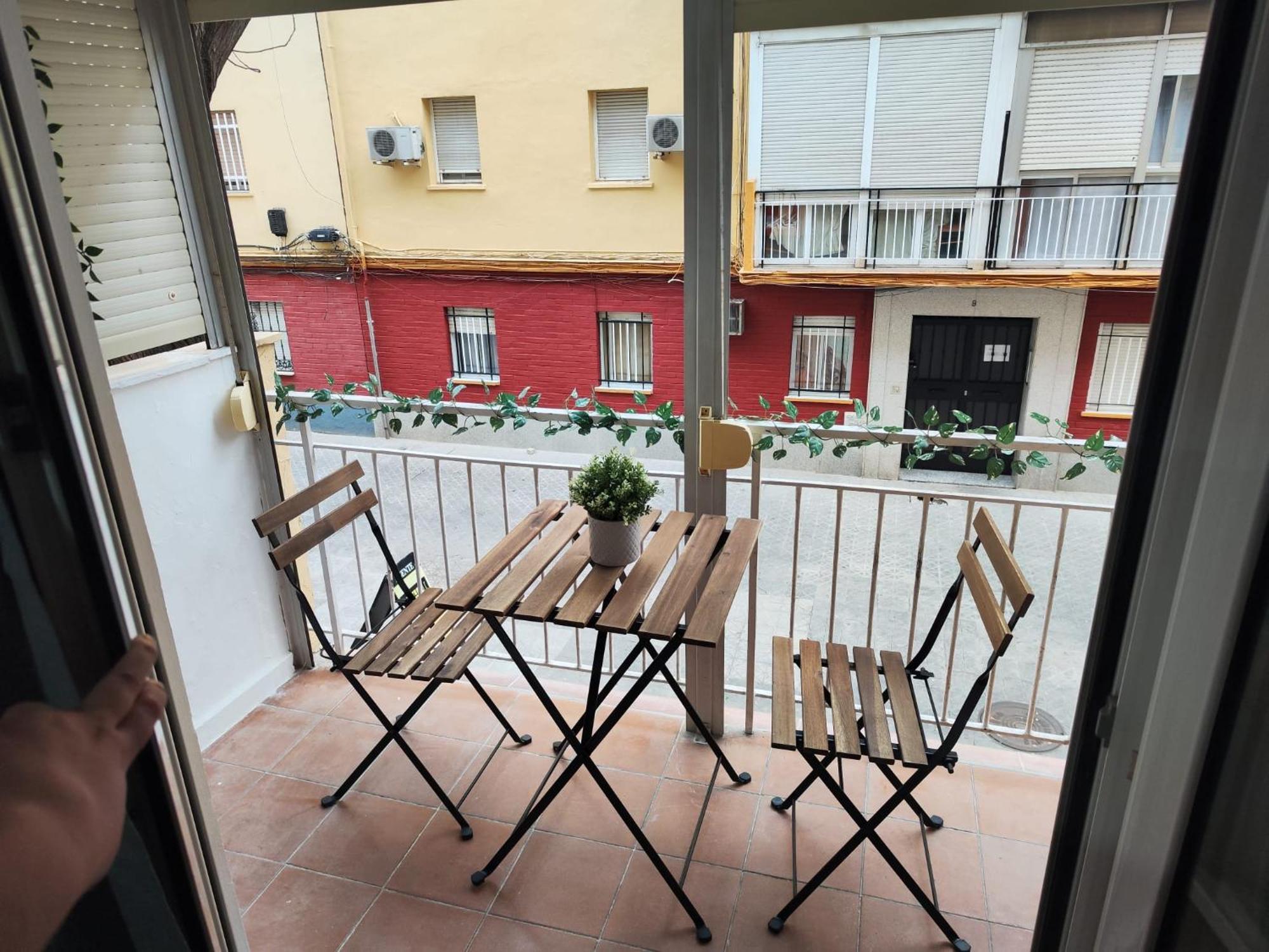Vts Los Remedios Appartement Sevilla Buitenkant foto